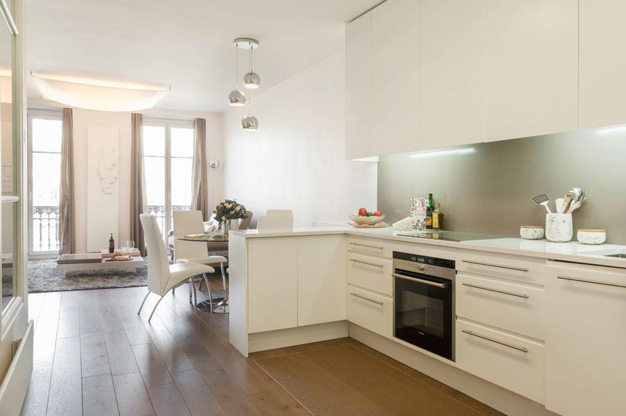 Two Bedroom Luxury Apartment - Balcony With View Of Notre Dame パリ エクステリア 写真