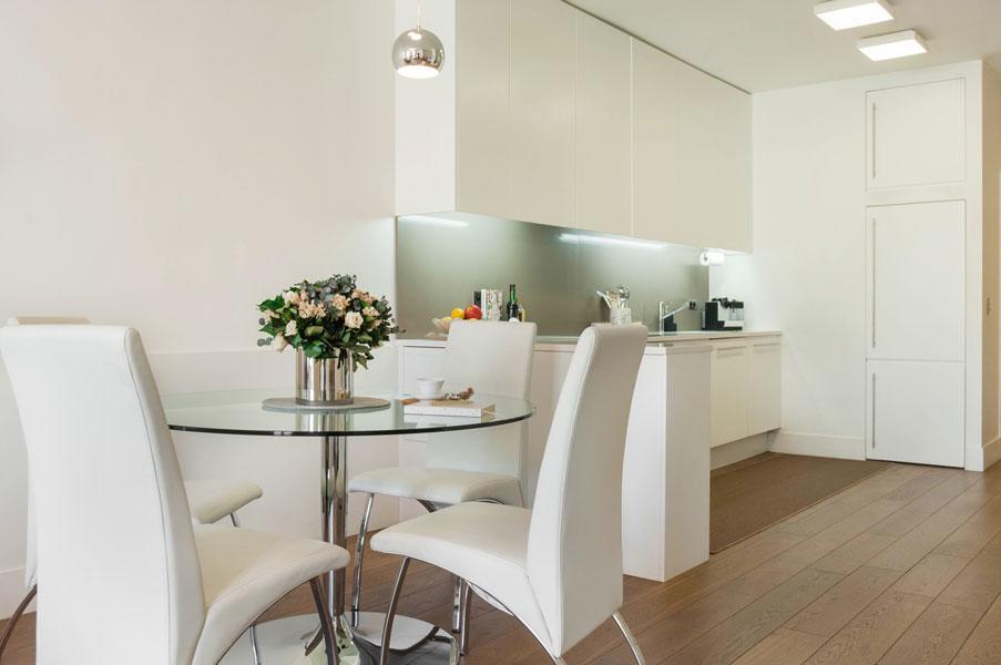 Two Bedroom Luxury Apartment - Balcony With View Of Notre Dame パリ エクステリア 写真