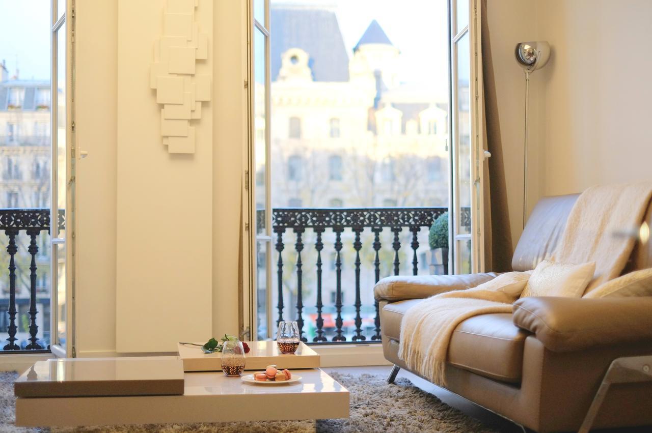 Two Bedroom Luxury Apartment - Balcony With View Of Notre Dame パリ エクステリア 写真