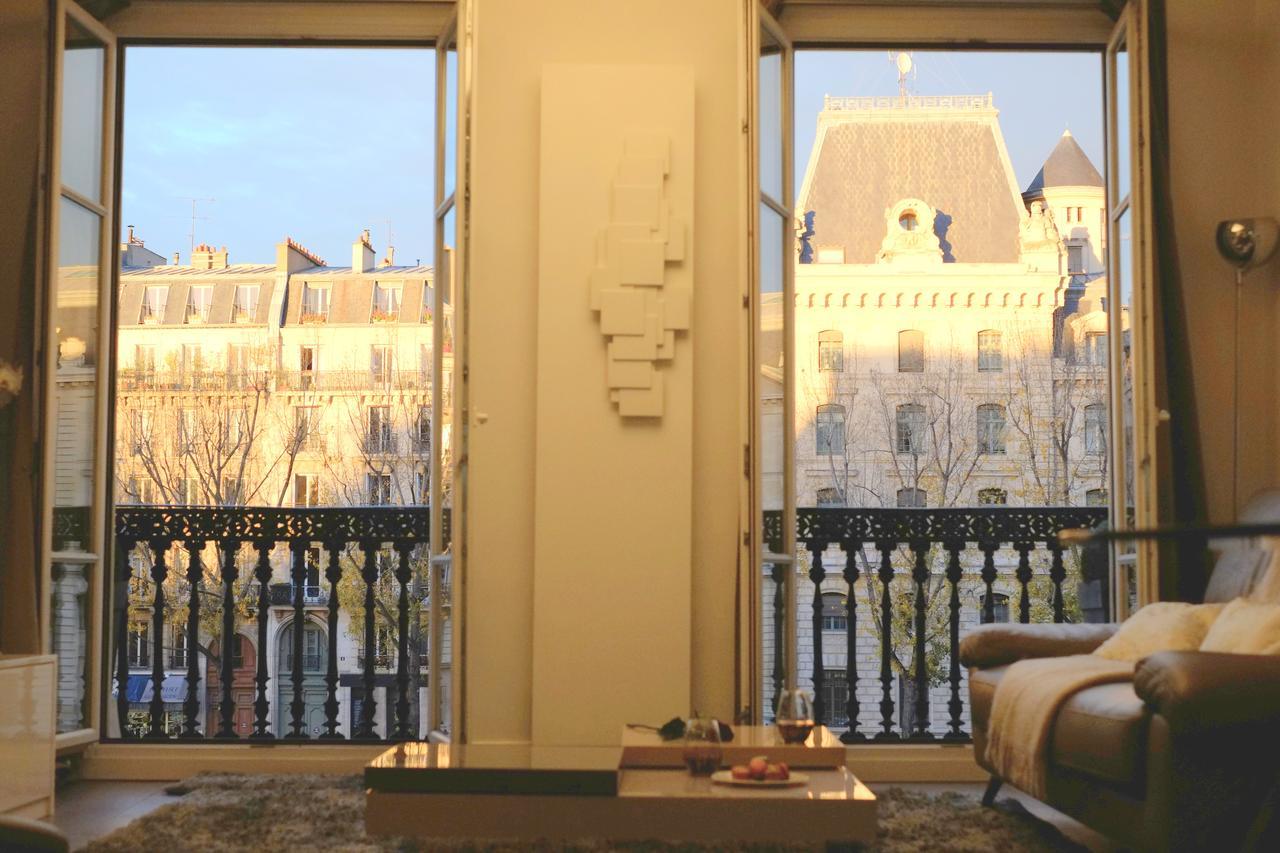 Two Bedroom Luxury Apartment - Balcony With View Of Notre Dame パリ エクステリア 写真